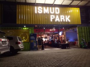 tempat makan 24 jam di Kota Medan, Ismud Park