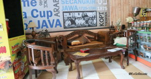 tempat ngopi murah di Bandung, Dekorasi Kedai Kopi Mang Japra