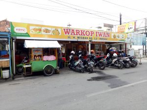 tempat makan 24 jam di Kota Medan, Warkop Iwan