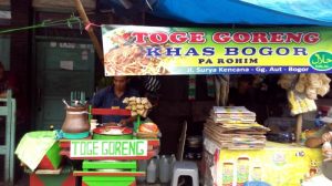 Gerobak Toge Goreng Pak Rohim, kuliner Suryakencana Bogor