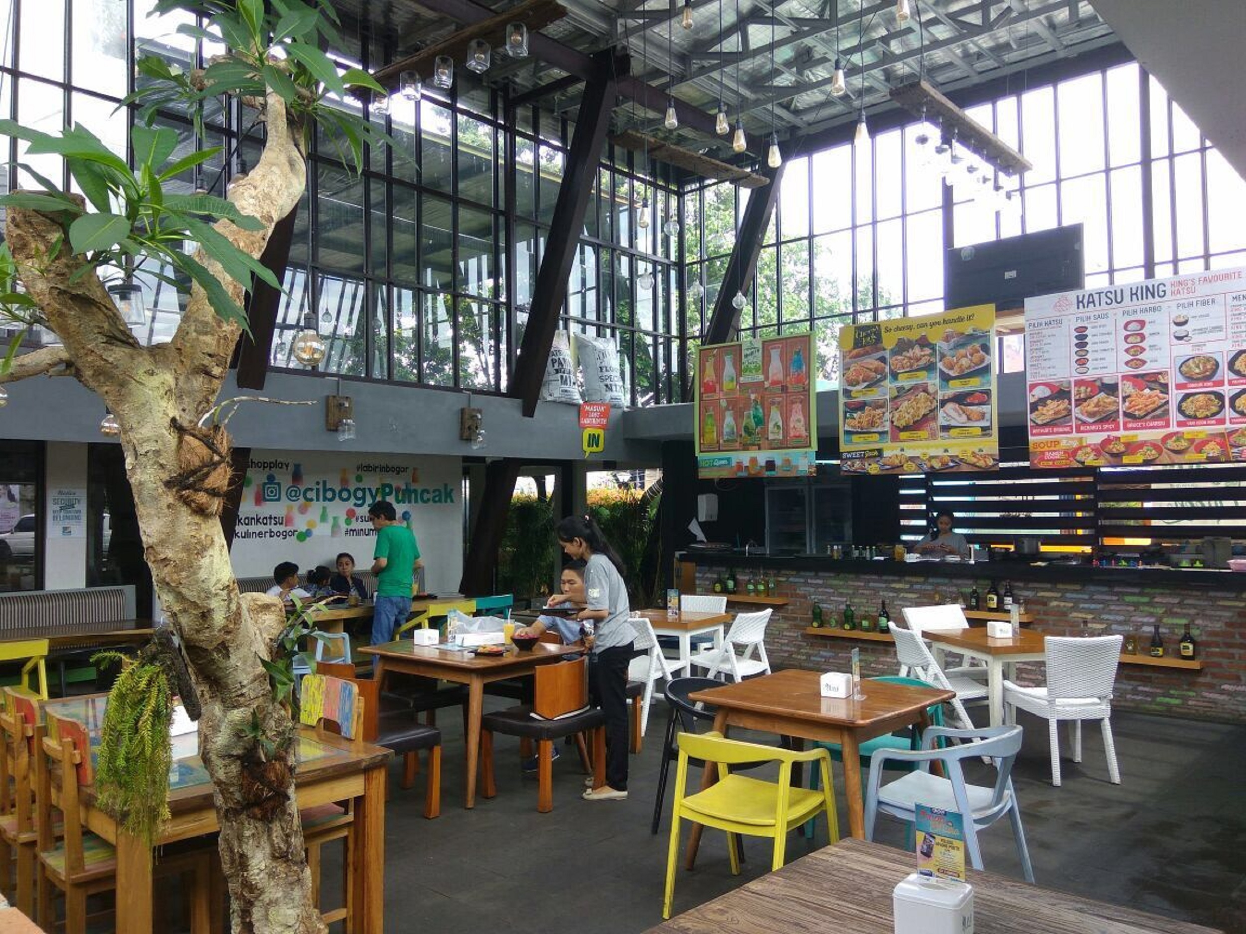 5 Cafe  Instagramable  di  Bogor yang Cocok Buat Kumpul di  
